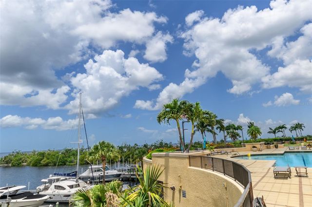 3313 SUNSET KEY CIRCLE 307, Punta Gorda, FL 33955