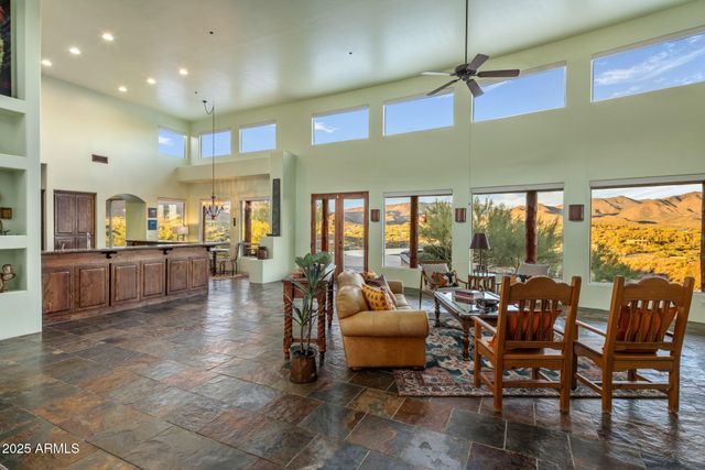 5040 E Rockaway Hills Drive, Cave Creek, AZ 85331