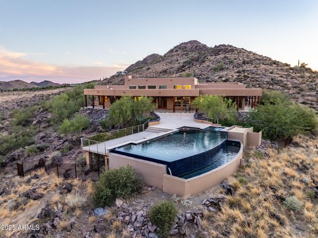 5040 E Rockaway Hills Drive, Cave Creek, AZ 85331