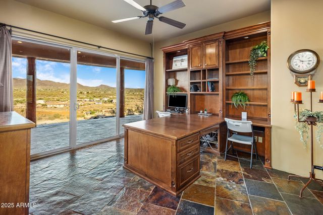 5040 E Rockaway Hills Drive, Cave Creek, AZ 85331