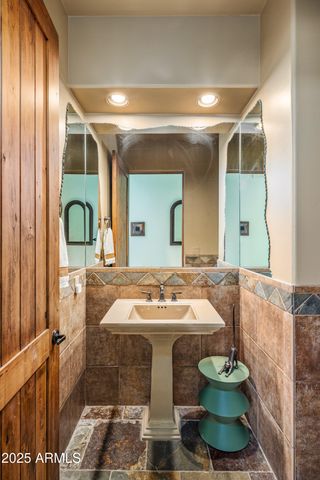 5040 E Rockaway Hills Drive, Cave Creek, AZ 85331