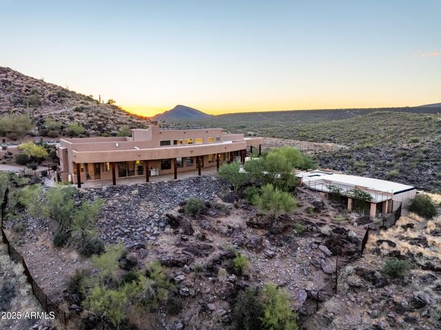 5040 E Rockaway Hills Drive, Cave Creek, AZ 85331