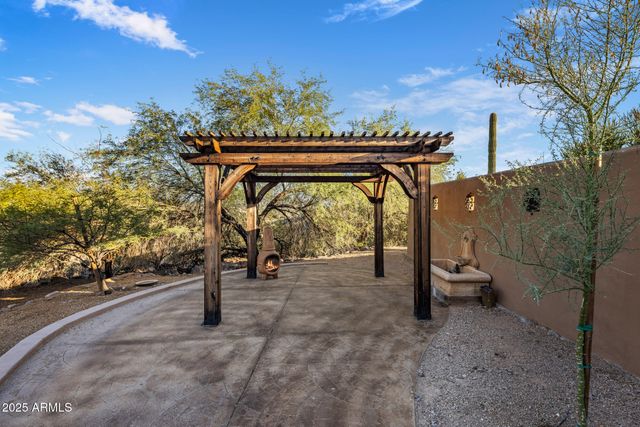 5040 E Rockaway Hills Drive, Cave Creek, AZ 85331