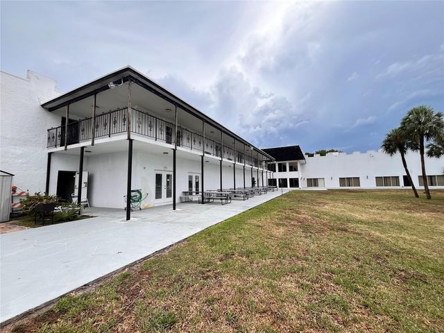 4851 NW 21st Street 105, Lauderhill, FL 33313