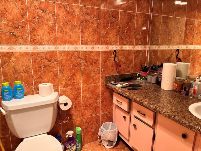 4851 NW 21st Street 105, Lauderhill, FL 33313