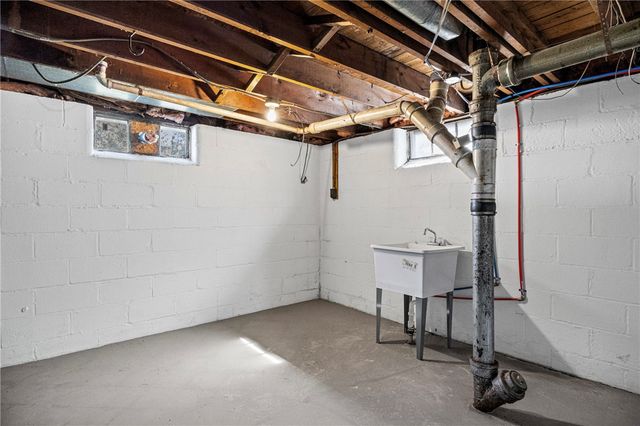 142 Wakefield Street, Rochester, NY 14621