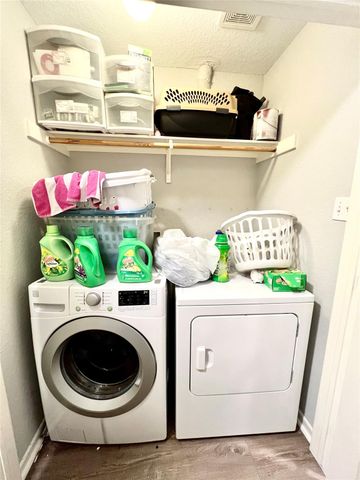 12117 11th Street, Santa Fe, TX 77510