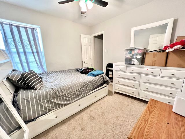 12117 11th Street, Santa Fe, TX 77510