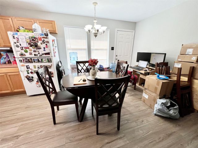 12117 11th Street, Santa Fe, TX 77510