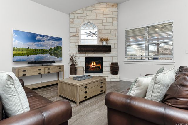 2233 Hoja Ave, New Braunfels, TX 78132