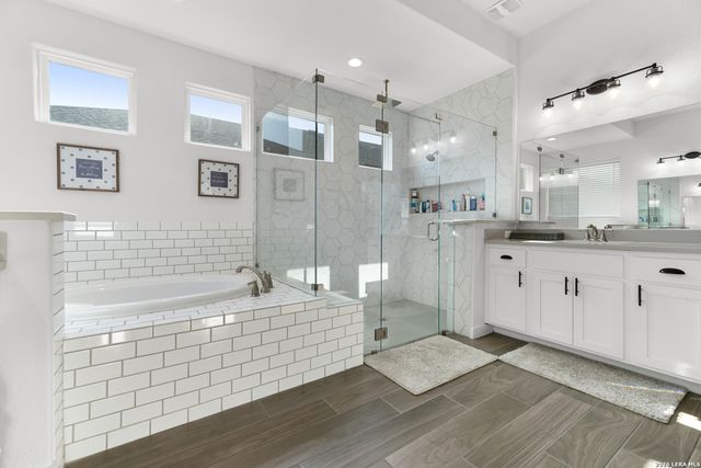 2233 Hoja Ave, New Braunfels, TX 78132