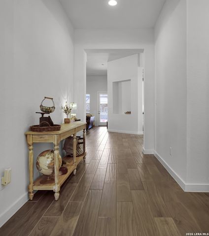 2233 Hoja Ave, New Braunfels, TX 78132