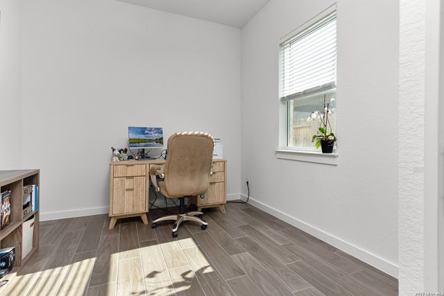 2233 Hoja Ave, New Braunfels, TX 78132