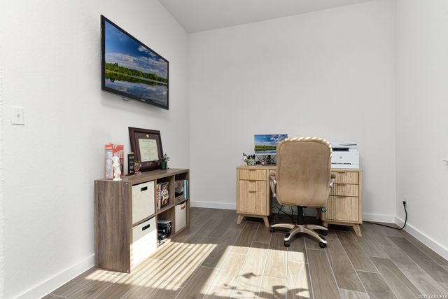 2233 Hoja Ave, New Braunfels, TX 78132