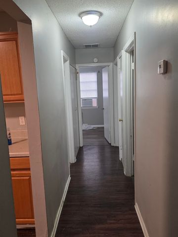 2352 VERDUN CV, Memphis, TN 38114