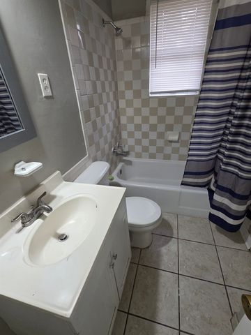 2352 VERDUN CV, Memphis, TN 38114