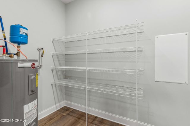 4203 River Road 201, Wilmington, NC 28412