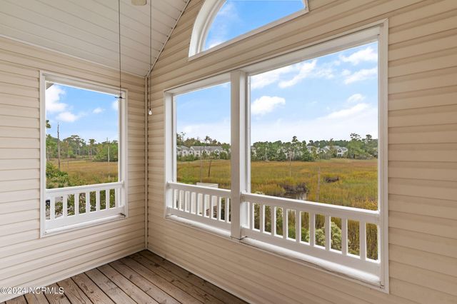 4203 River Road 201, Wilmington, NC 28412