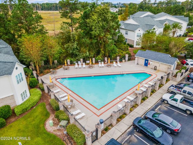 4203 River Road 201, Wilmington, NC 28412