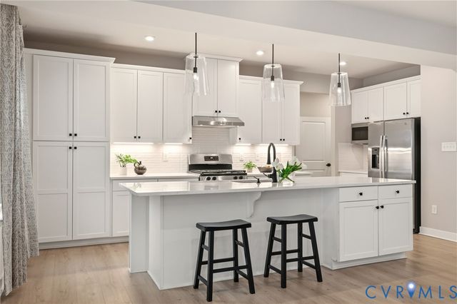 18237 Cherry Oak Trl, Moseley, VA 23120