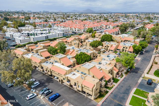 1432 W EMERALD Avenue 27, Mesa, AZ 85202