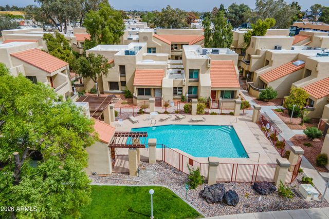 1432 W EMERALD Avenue 27, Mesa, AZ 85202