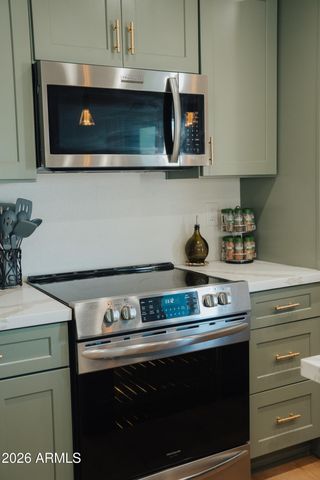 1432 W EMERALD Avenue 27, Mesa, AZ 85202