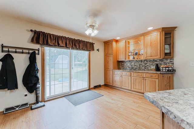 W685 MEADOW DRIVE, Green Lake, WI 54941