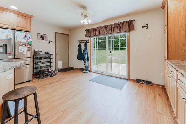 W685 MEADOW DRIVE, Green Lake, WI 54941