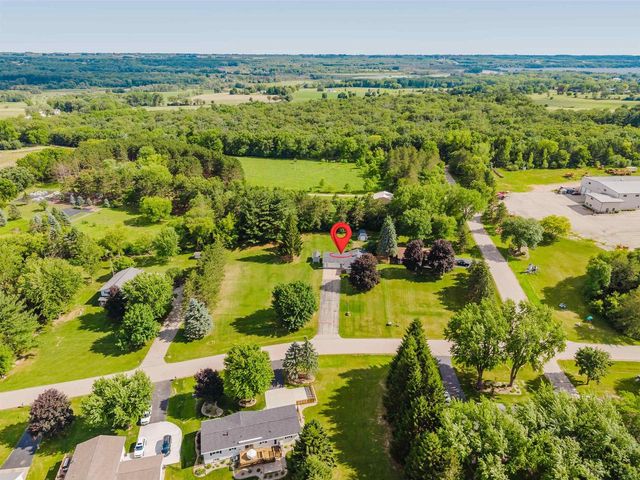 W685 MEADOW DRIVE, Green Lake, WI 54941