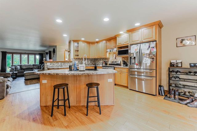 W685 MEADOW DRIVE, Green Lake, WI 54941