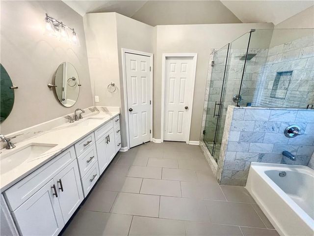 949 Pennsylvania Run, Lawrenceville, GA 30043