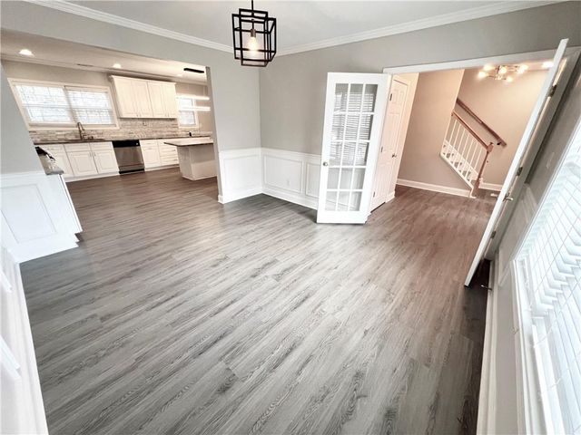 949 Pennsylvania Run, Lawrenceville, GA 30043