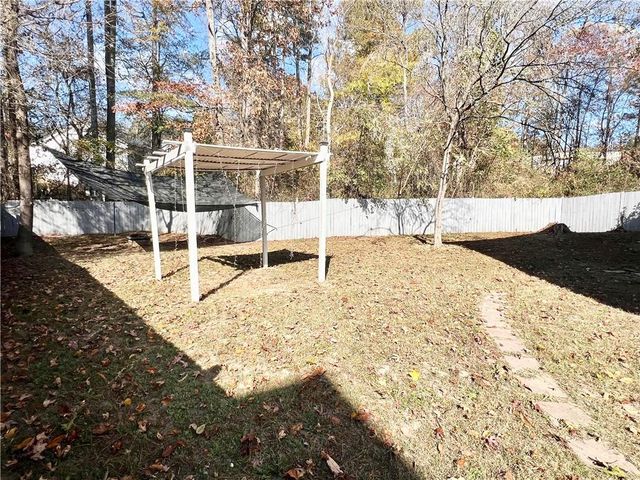 949 Pennsylvania Run, Lawrenceville, GA 30043