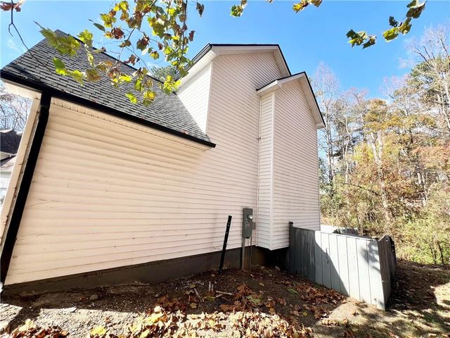 949 Pennsylvania Run, Lawrenceville, GA 30043