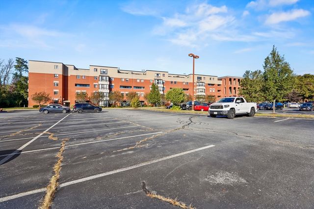 96 Old Colony Avenue 158, Taunton, MA 02718