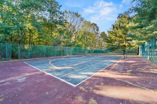 96 Old Colony Avenue 158, Taunton, MA 02718