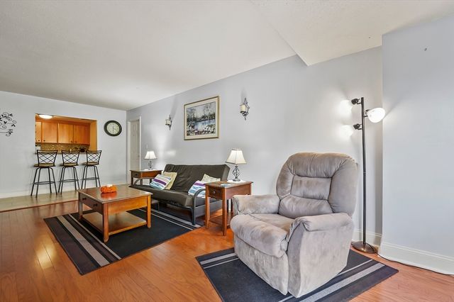 96 Old Colony Avenue 158, Taunton, MA 02718