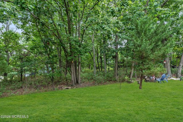 6 Swallow Lane, Howell, NJ 07731