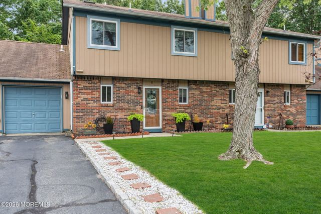 6 Swallow Lane, Howell, NJ 07731