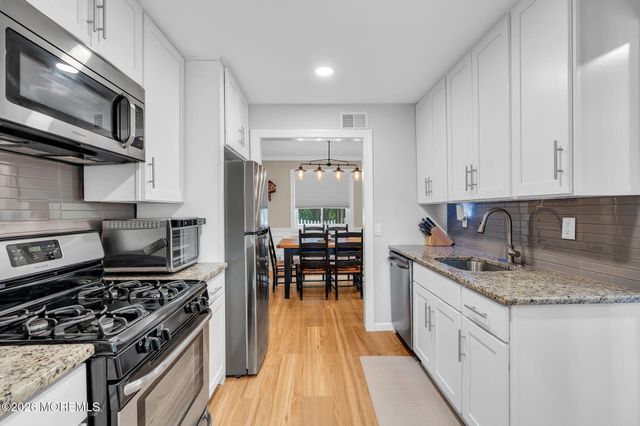 6 Swallow Lane, Howell, NJ 07731