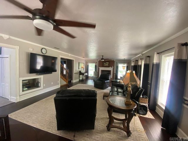 1403 South Mena Street, Mena, AR 71953