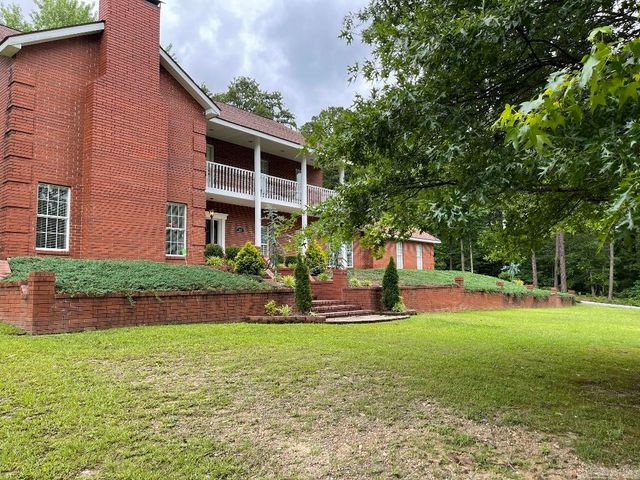 1403 South Mena Street, Mena, AR 71953