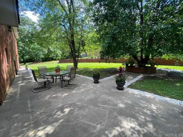 1403 South Mena Street, Mena, AR 71953