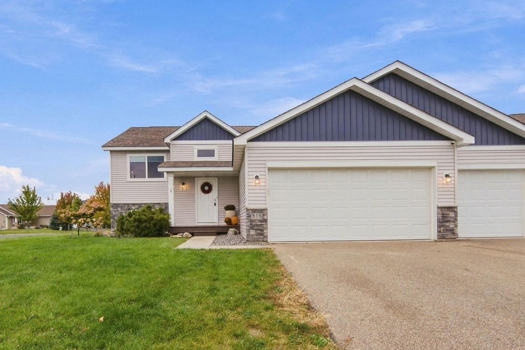 813 Hickory Curve, Watertown, MN 55388 — exterior