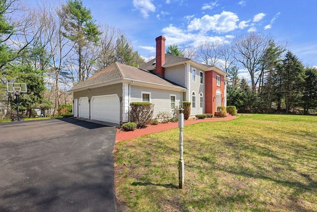 23 Cornerstone Dr, Easton, MA 02356