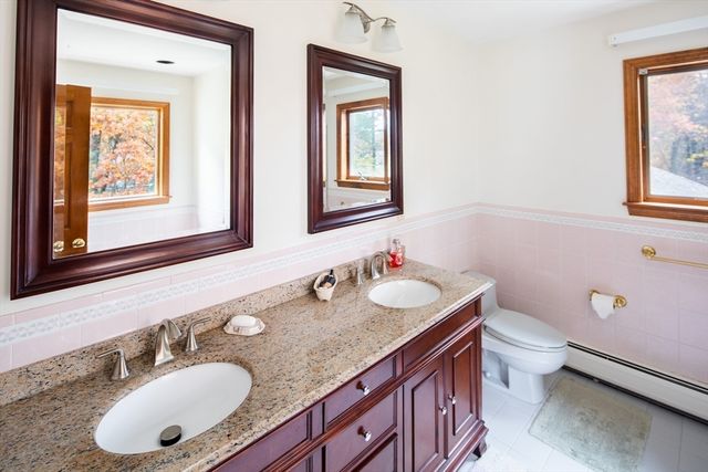 23 Cornerstone Dr, Easton, MA 02356