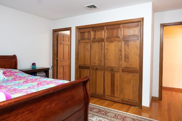 23 Cornerstone Dr, Easton, MA 02356