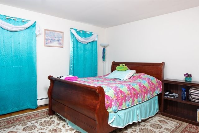 23 Cornerstone Dr, Easton, MA 02356