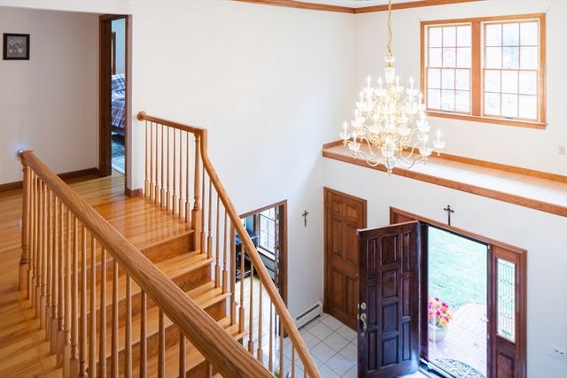 23 Cornerstone Dr, Easton, MA 02356